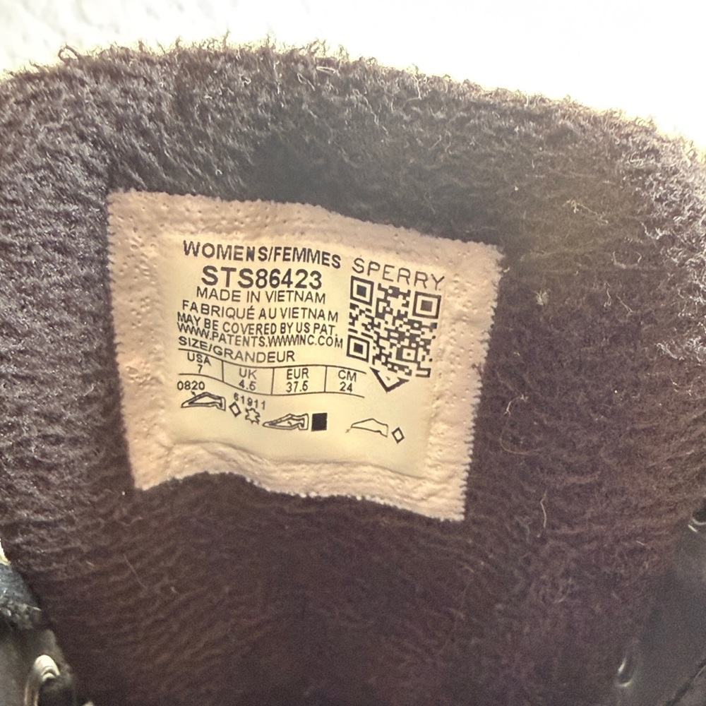 Sperry Black Duck Boots - Picture 2 of 5